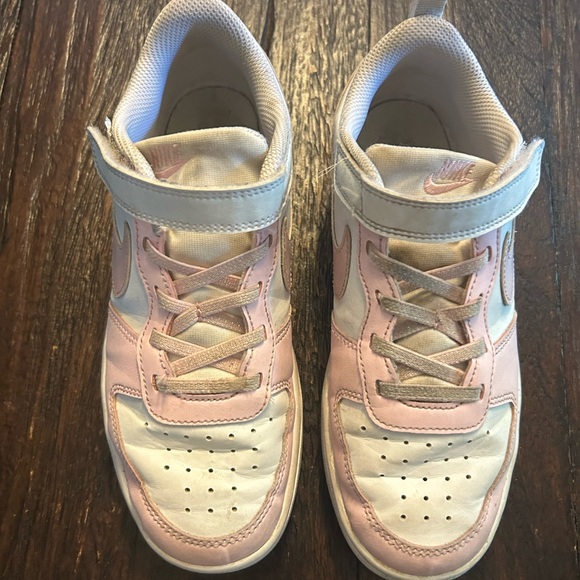 Nike Pink and White Sneakers - Picture 2 of 7